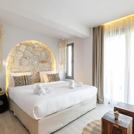 Amalthia Luxury Aparthotel