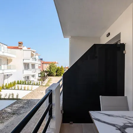 Aparthotel Amalthia Luxury 3*