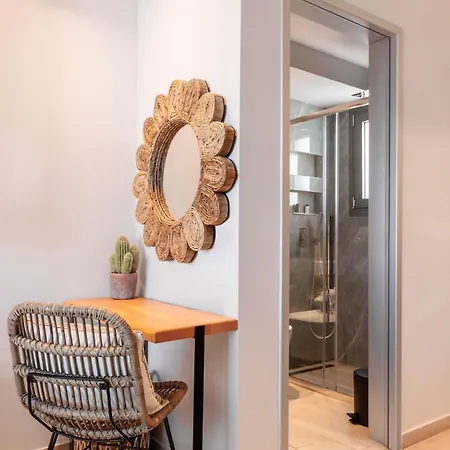 Aparthotel Amalthia Luxury Polychrono