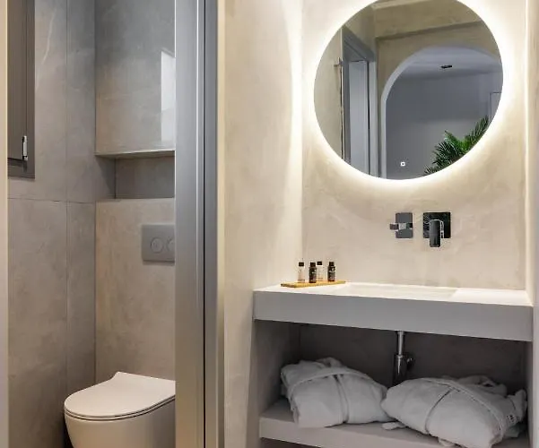Amalthia Luxury