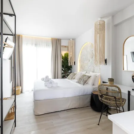 Amalthia Luxury