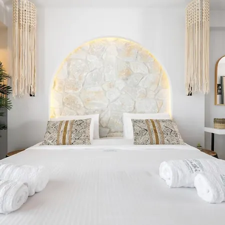 Aparthotel Amalthia Luxury *
