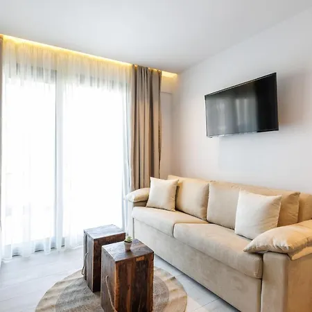 Amalthia Luxury Aparthotel *
