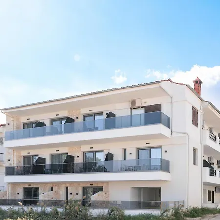 Aparthotel Amalthia Luxury