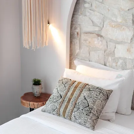 Aparthotel Amalthia Luxury