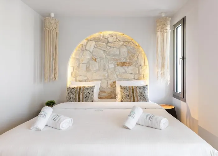 Amalthia Luxury 3*
