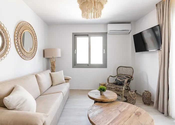 Amalthia Luxury Polychrono