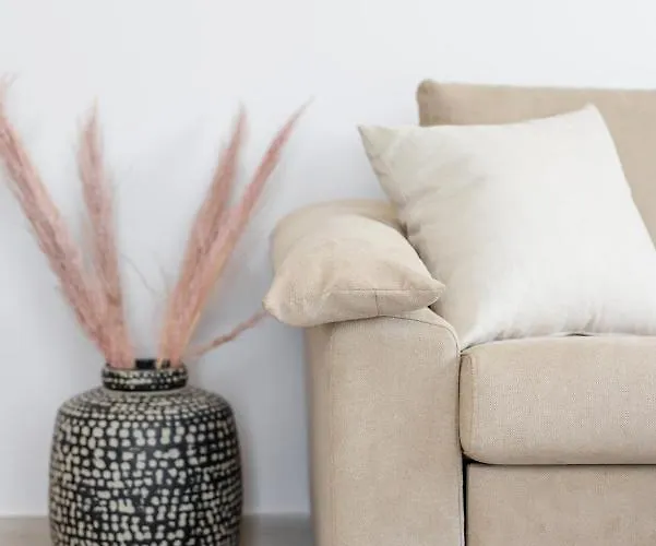 Amalthia Luxury Polychrono