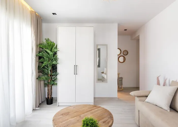 Amalthia Luxury Apartahotel Polychrono