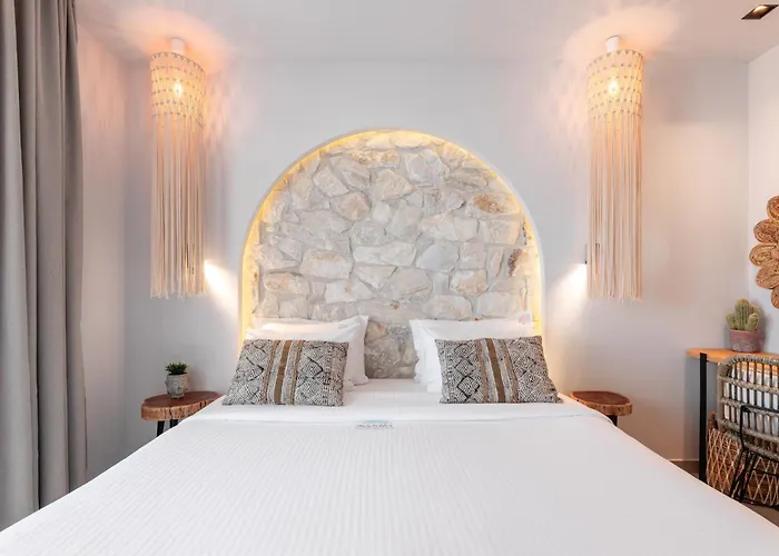 Apartahotel Amalthia Luxury Polychrono