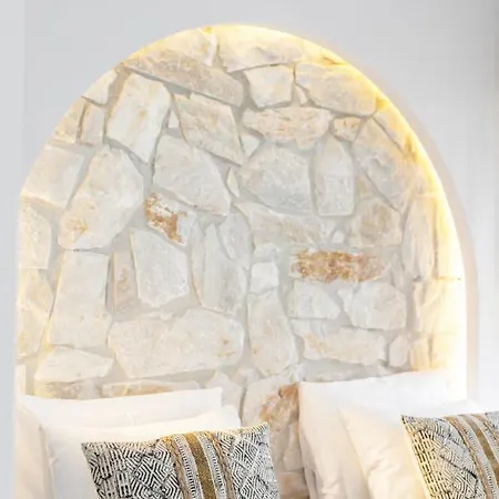 Amalthia Luxury بوليخرونو