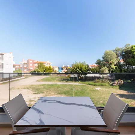 Amalthia Luxury بوليخرونو